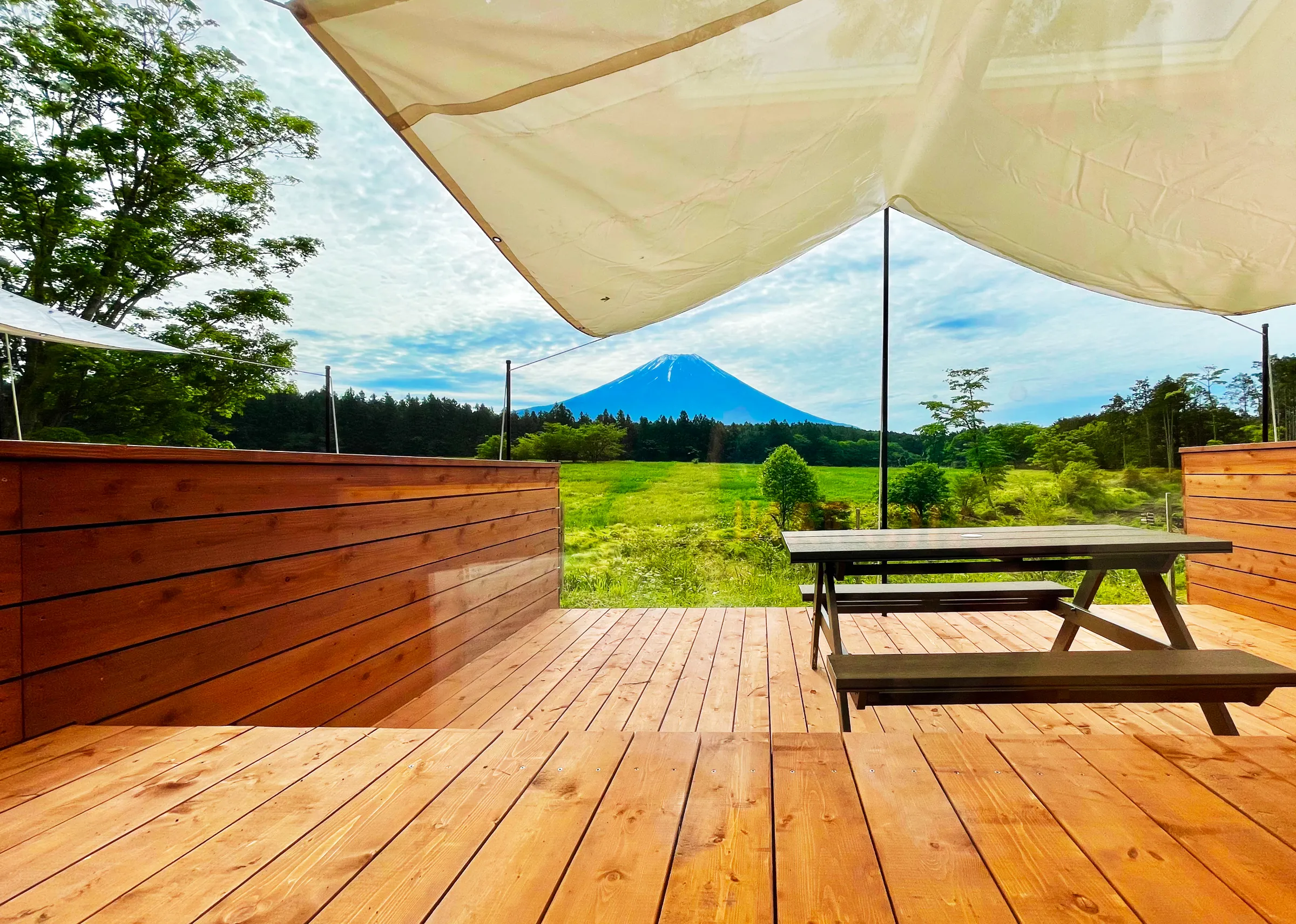 デッキから見える富士山
