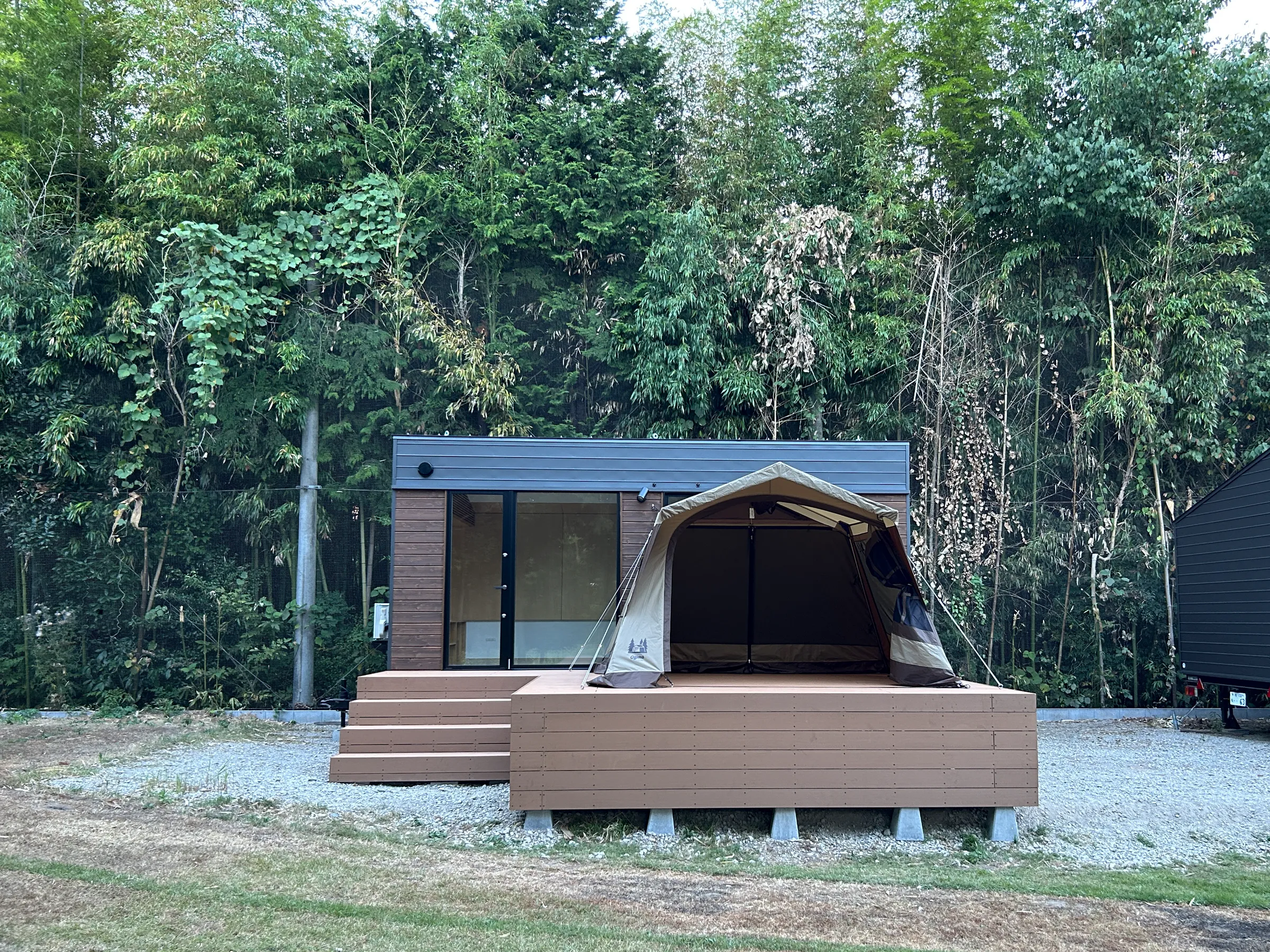 ogawa GRAND lodge FIELDに設置されたイッコイチ宿泊キャビン