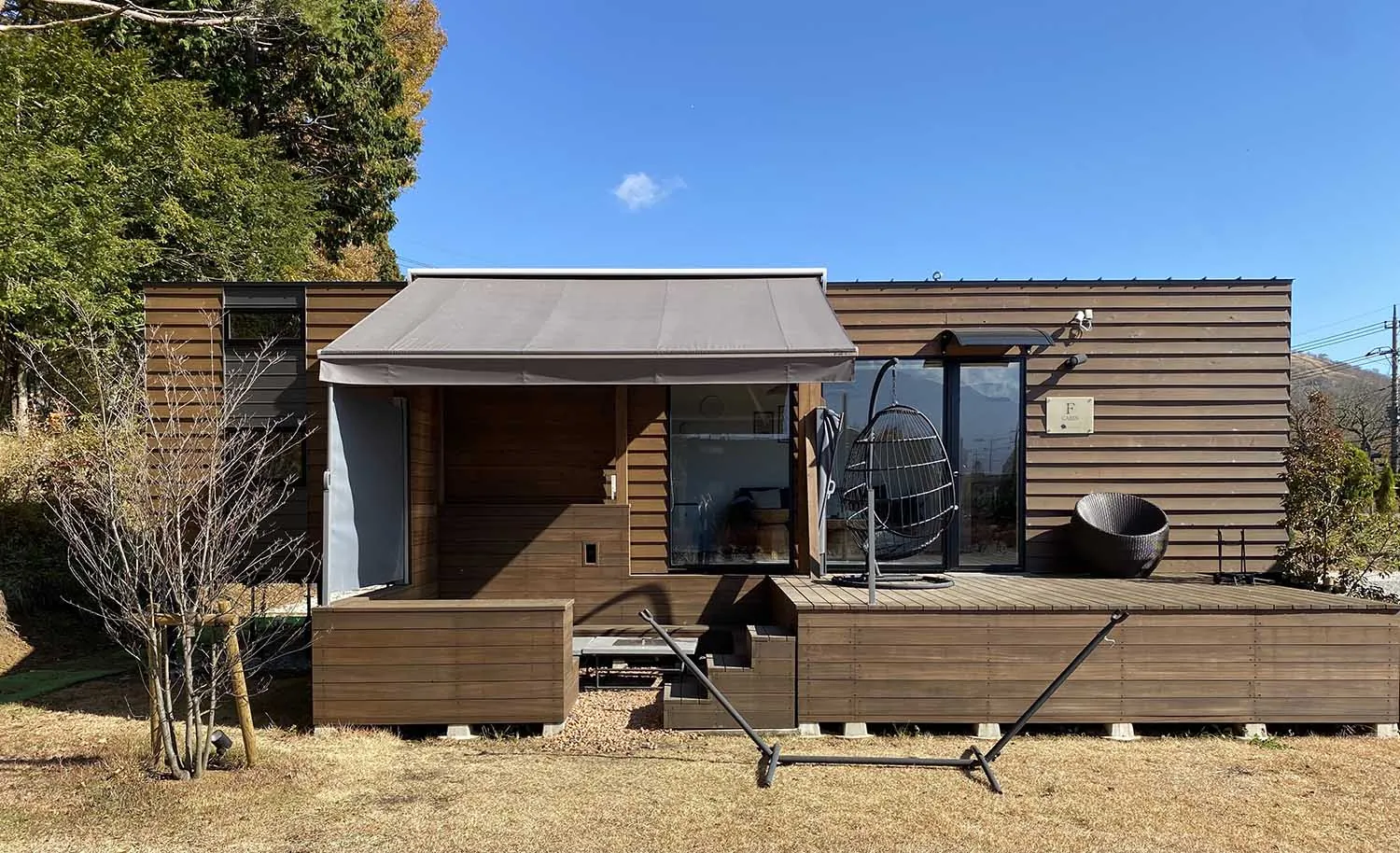 GLANSTELLA CABIN